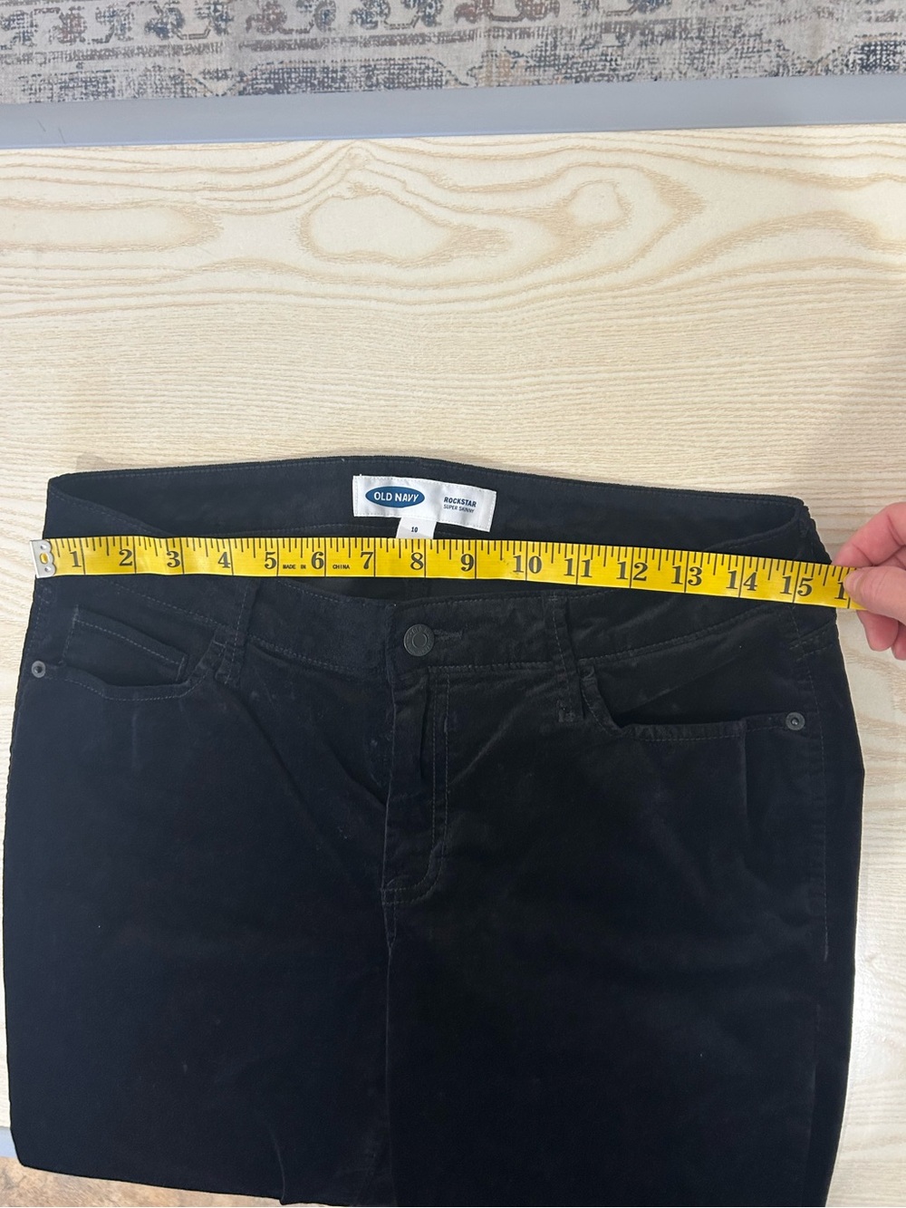 Old Navy Black Rockstar Super Skinny Pants - Picture 7 of 9